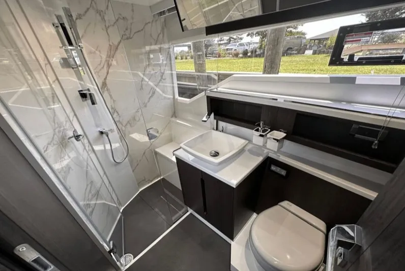 The Good Life Yacht Photos Pics 