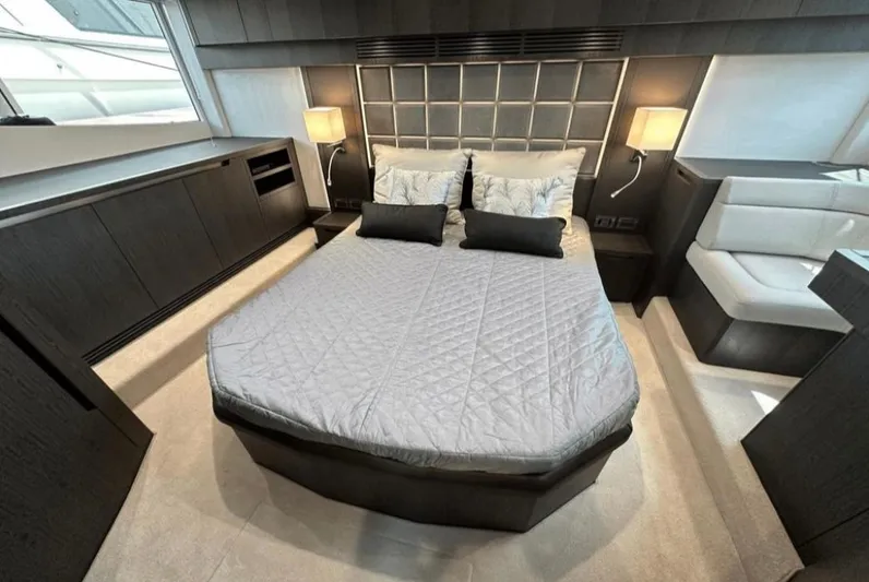 The Good Life Yacht Photos Pics 