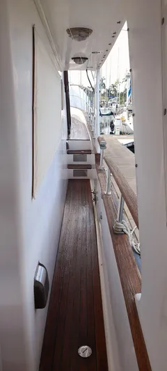 Mv Crackerjack Yacht Photos Pics 