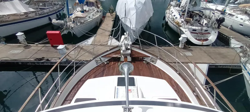 Mv Crackerjack Yacht Photos Pics 