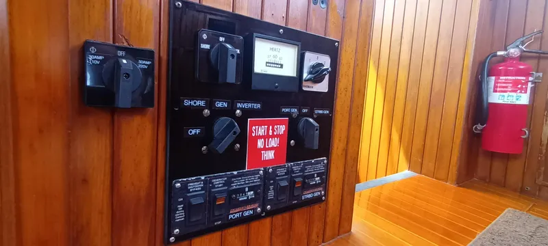 Mv Crackerjack Yacht Photos Pics 