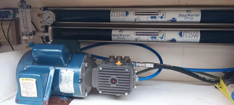 Mv Crackerjack Yacht Photos Pics 