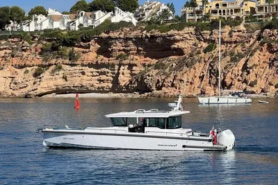 2020 Axopar 37 Cross Cabin