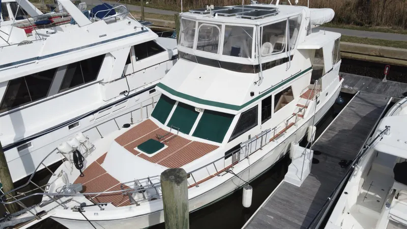 Avalon Yacht Photos Pics 