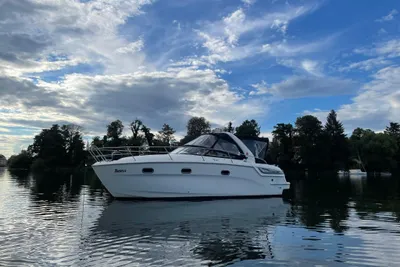 2010 Bavaria 28 Sport