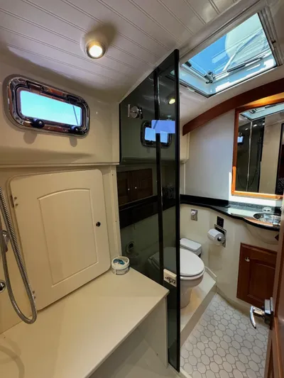 Grand Baby Yacht Photos Pics Luxurious 2018 Legacy 42 yacht bathroom with skylight and modern fixtures.