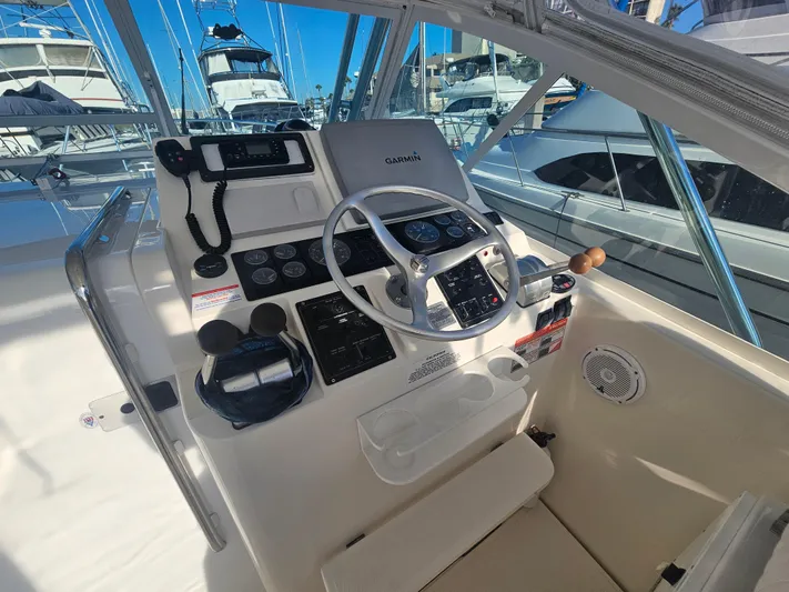 Adopted Seamen Yacht Photos Pics 