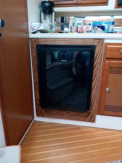 Adopted Seamen Yacht Photos Pics 