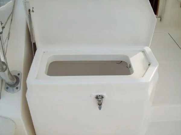 Adopted Seamen Yacht Photos Pics 