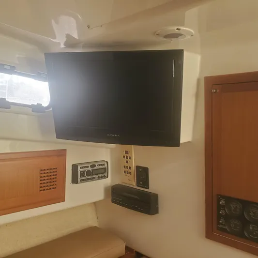 Adopted Seamen Yacht Photos Pics 