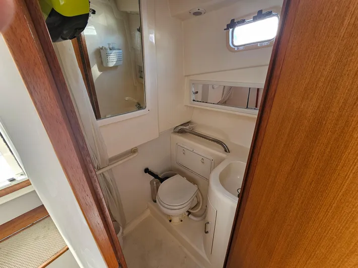 Adopted Seamen Yacht Photos Pics 