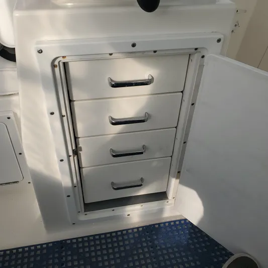 Adopted Seamen Yacht Photos Pics 