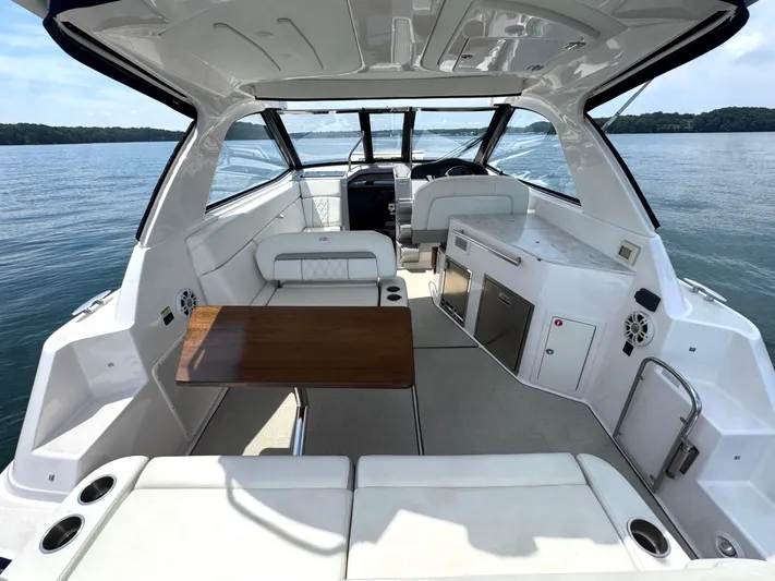  Yacht Photos Pics 2020 Regal 35 Sport Coupe - Image 24