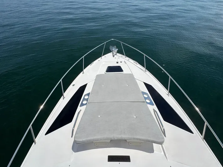  Yacht Photos Pics 2020 Regal 35 Sport Coupe - Image 18