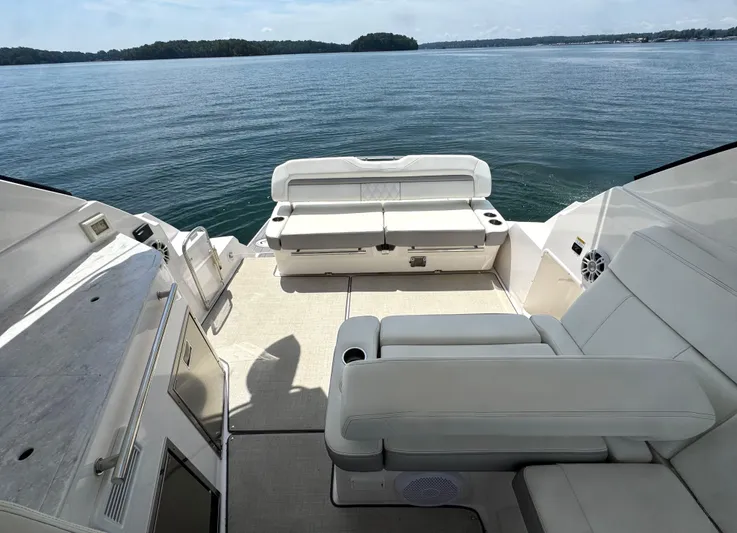  Yacht Photos Pics 2020 Regal 35 Sport Coupe - Image 22