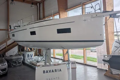 2025 Bavaria C38