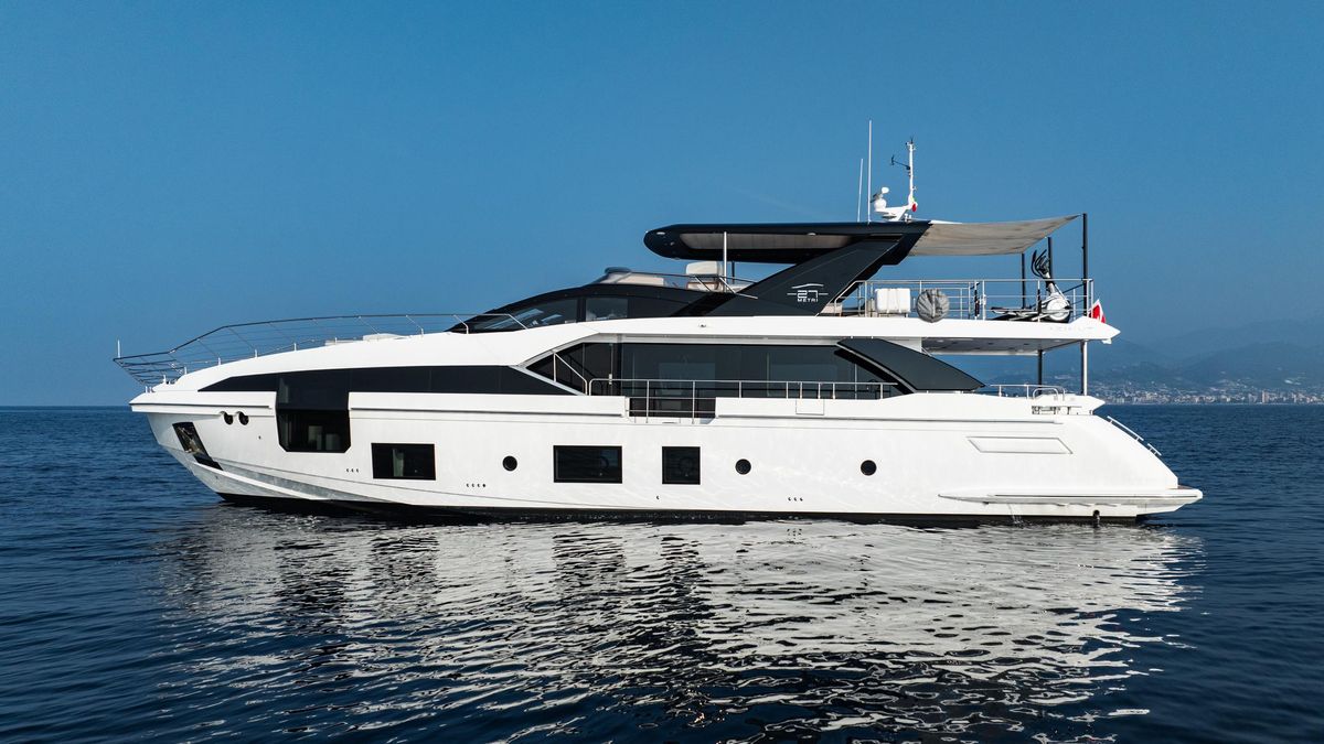 2020 Azimut 87 