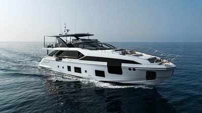 Yacht