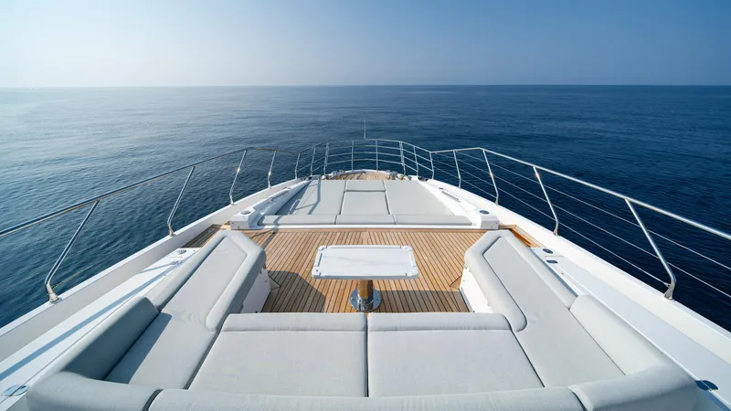 Chillin' Yacht Photos Pics Luxurious Azimut Grande 27 METRI yacht deck with ocean view, 2020 model.