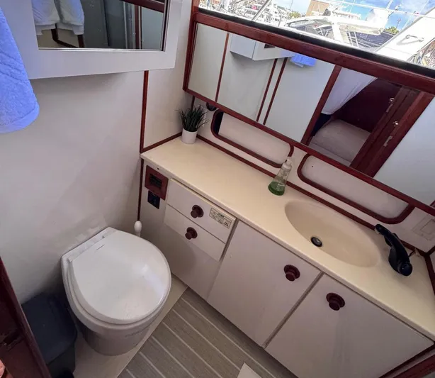 Al Di La Yacht Photos Pics 