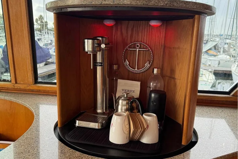 Al Di La Yacht Photos Pics 