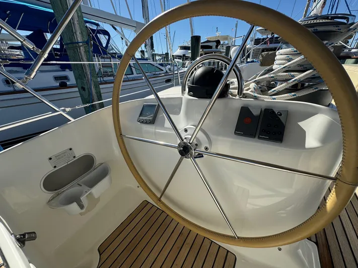 Voile D'or Yacht Photos Pics 