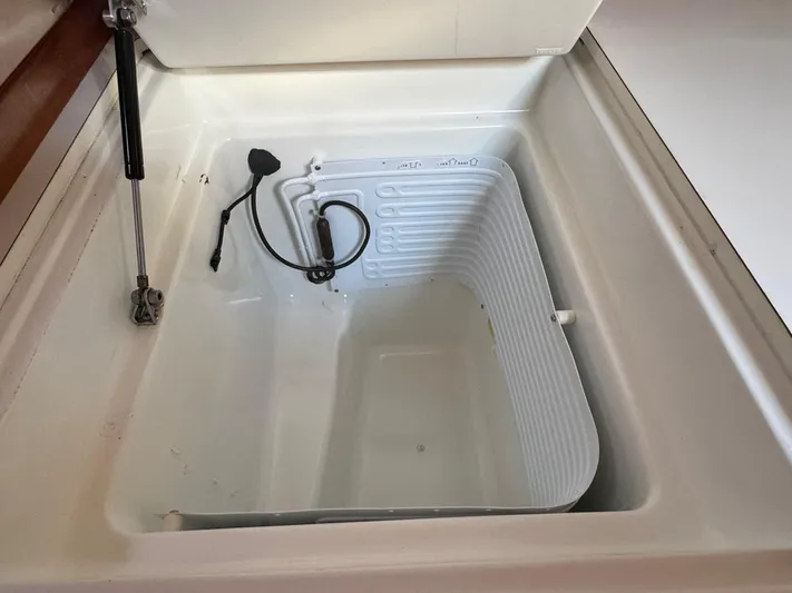 Voile D'or Yacht Photos Pics 