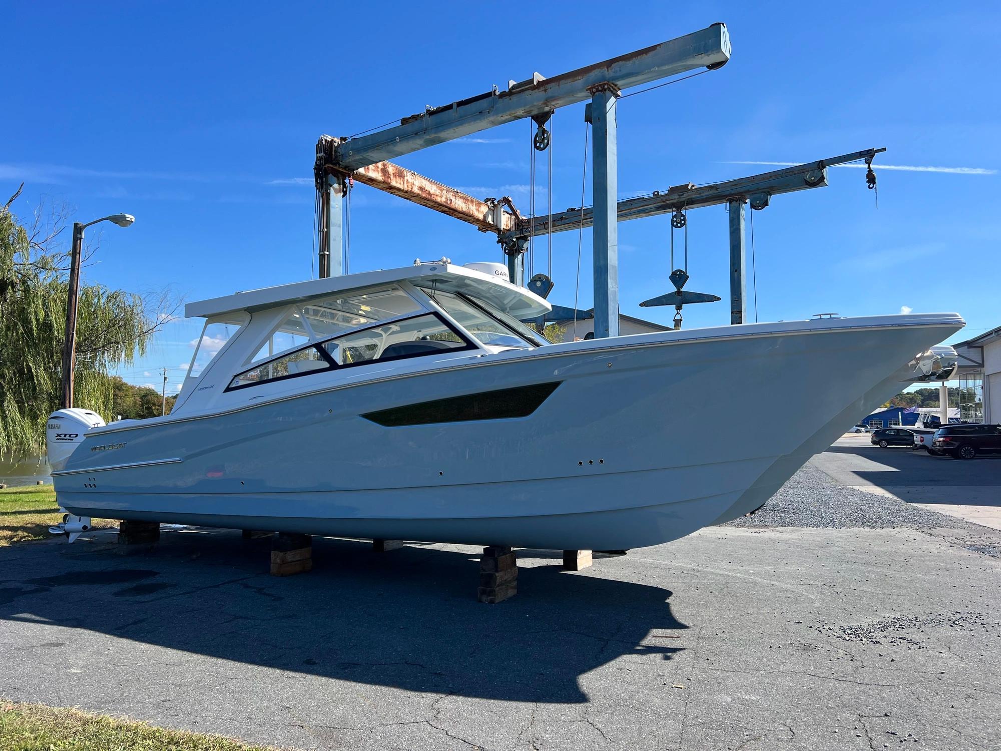 2024 World Cat 400 DC Center Console for sale - YachtWorld