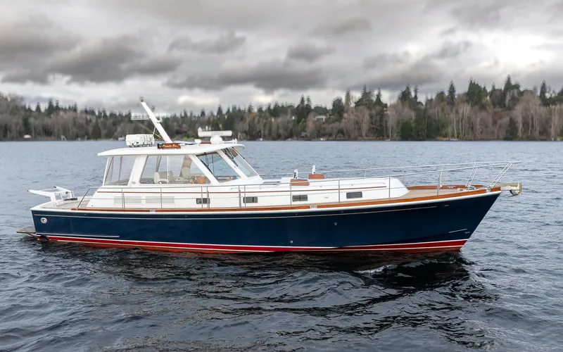 Premier Cru Yacht Photos Pics 