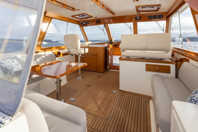 Premier Cru Yacht Photos Pics 