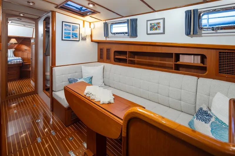 Premier Cru Yacht Photos Pics 