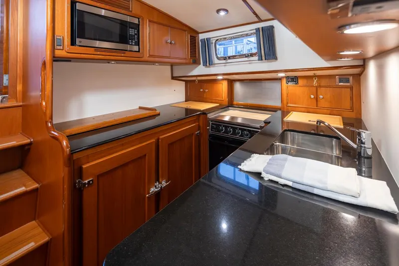 Premier Cru Yacht Photos Pics 