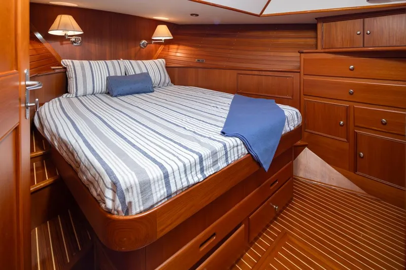 Premier Cru Yacht Photos Pics 
