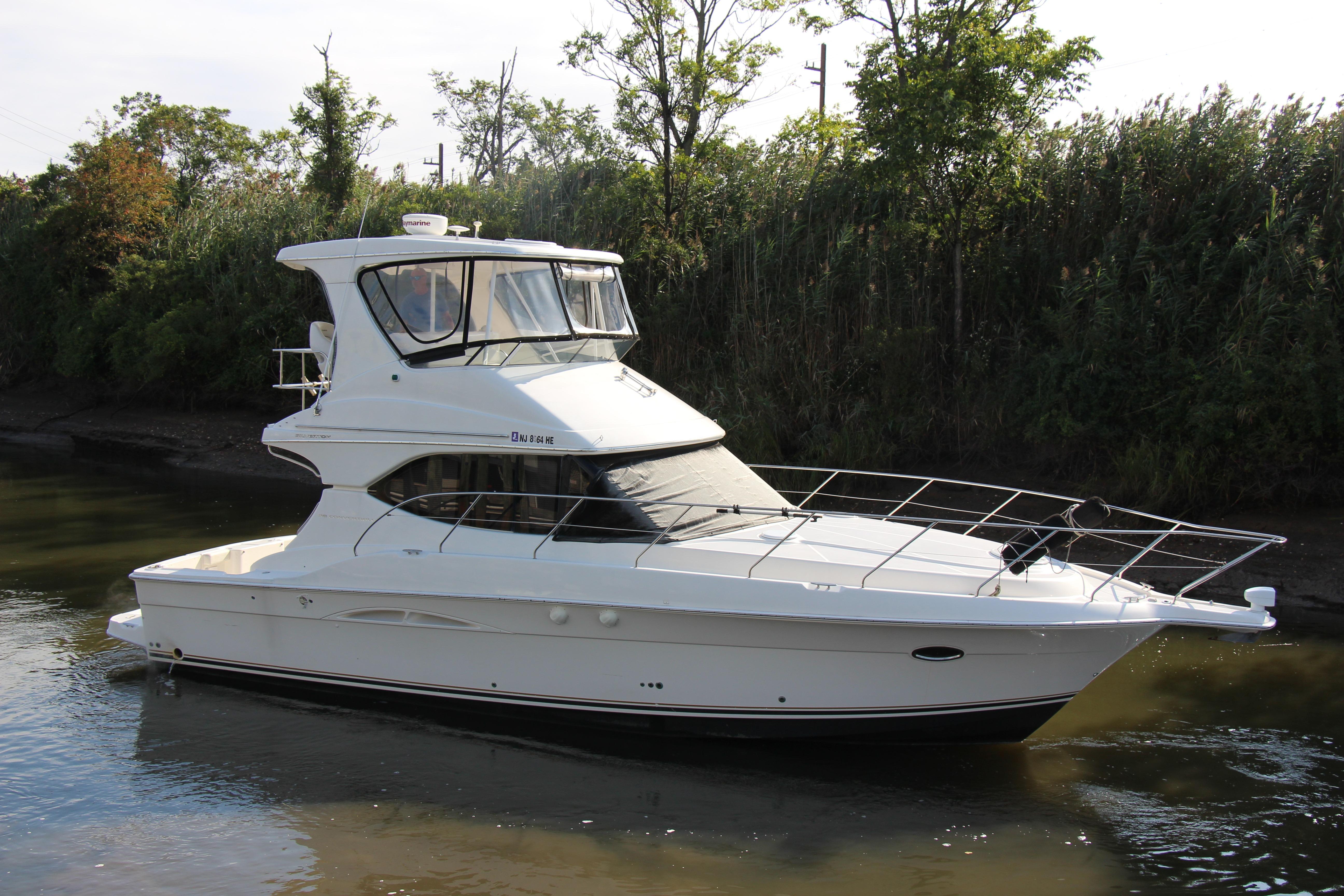 Silverton 38 Convertible