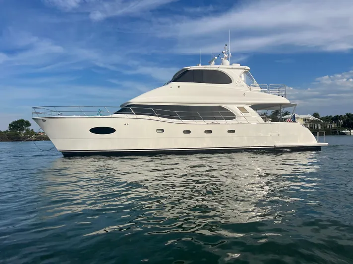 Blue Abyss Yacht Photos Pics 
