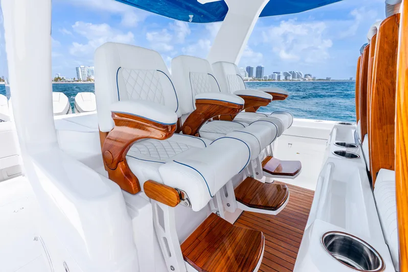  Yacht Photos Pics Luxurious seating on 2024 Intrepid 427 Nomad SE boat with ocean view.
