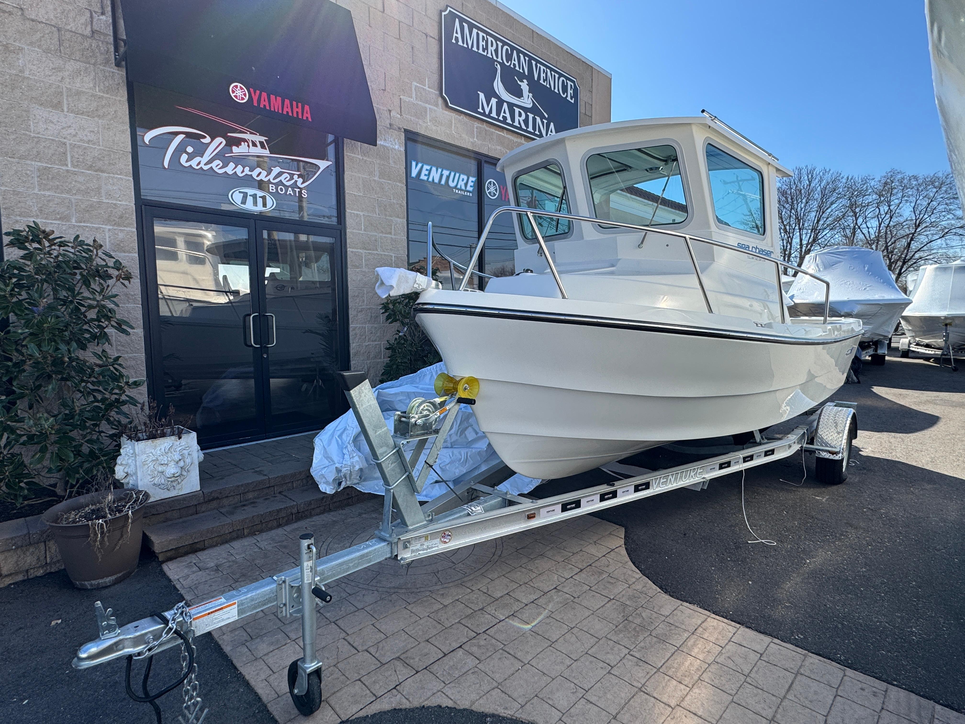 Arima Sea Chaser 19 Yellowtail Edition