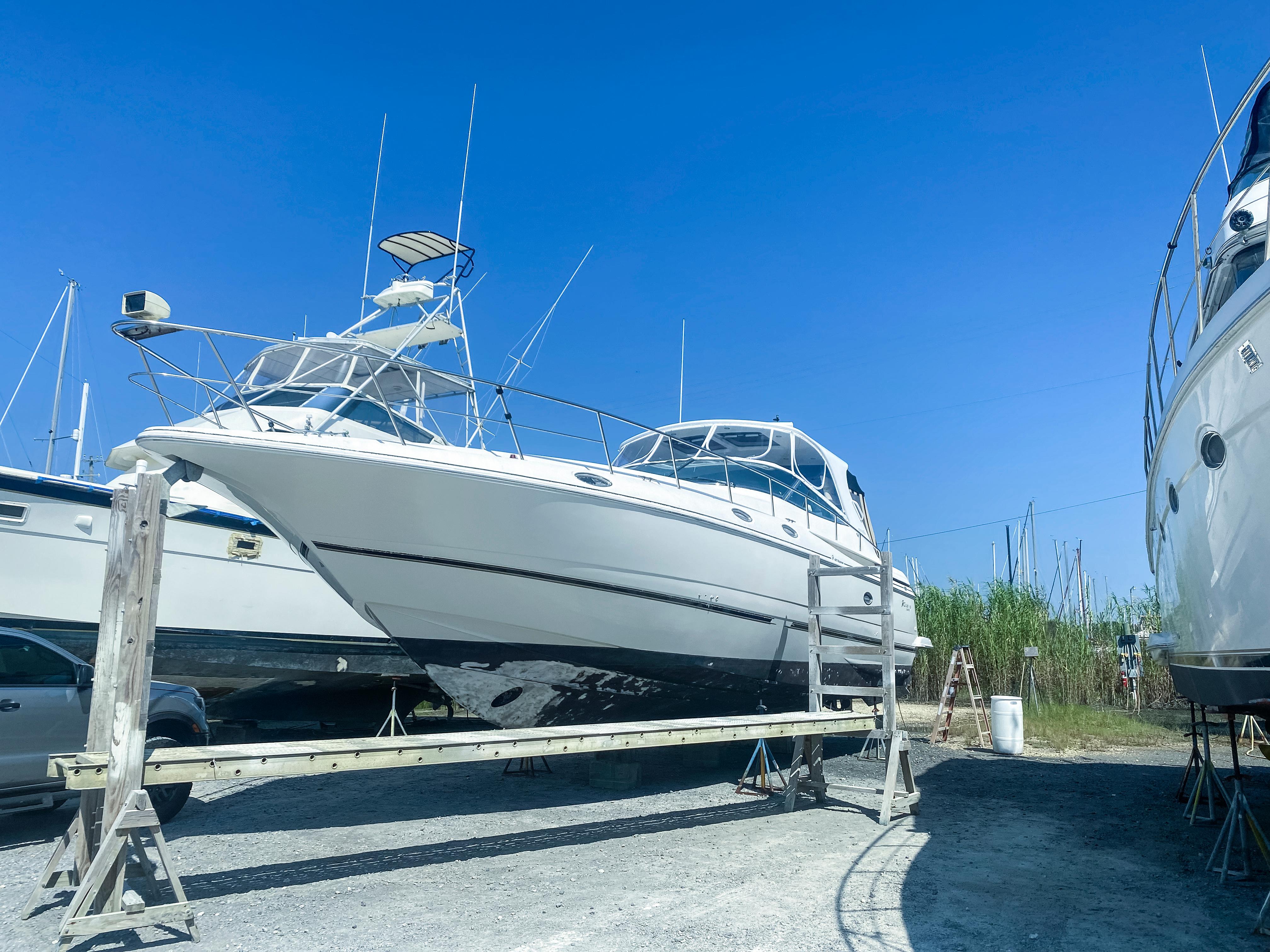 2002 cruisers yachts 4270 for sale