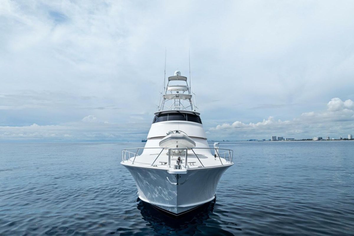 2006 Viking 68 
