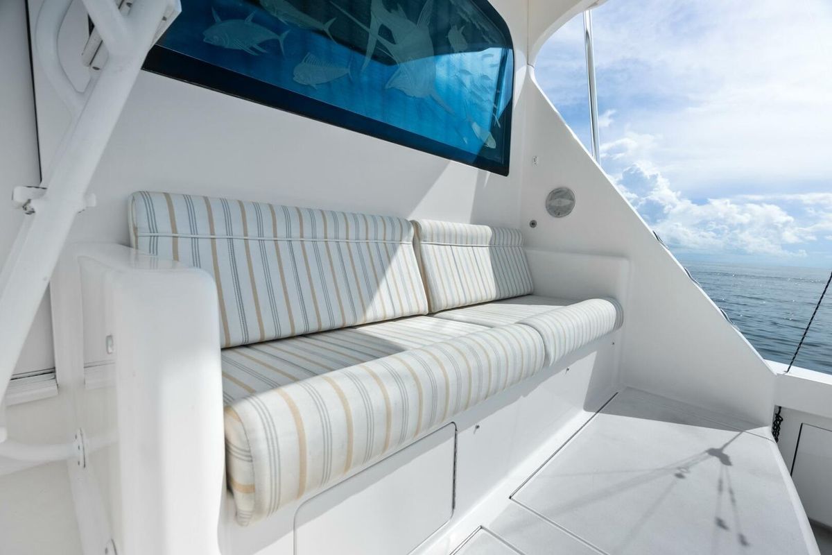 2006 Viking 68 
