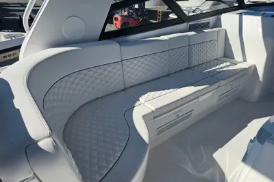 Intrepid 438 Evolution