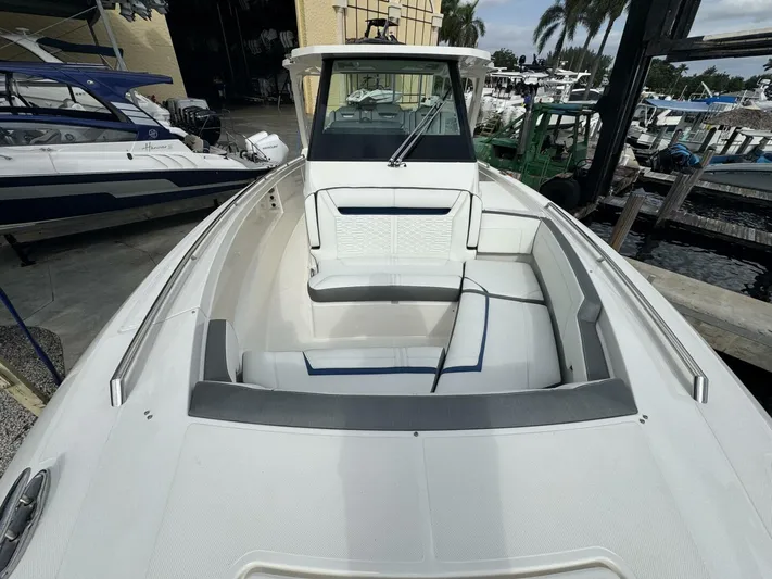  Yacht Photos Pics 2022 34' Tiara LS