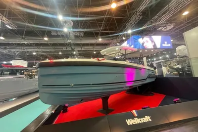 2026 Wellcraft 28 T TOP