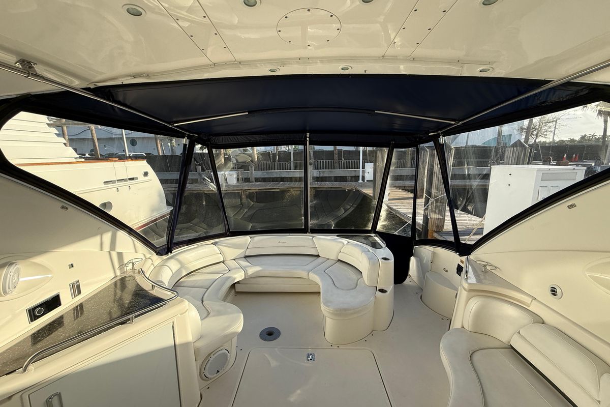 2007 Cruisers Yachts 56 