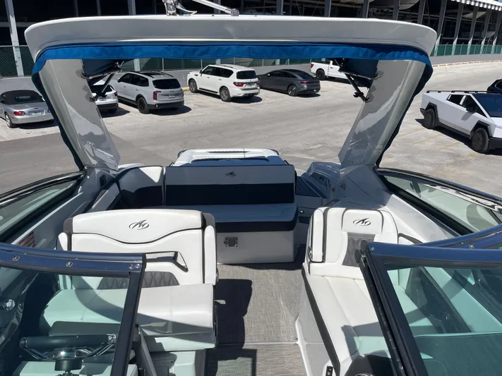 Andiamo Yacht Photos Pics 