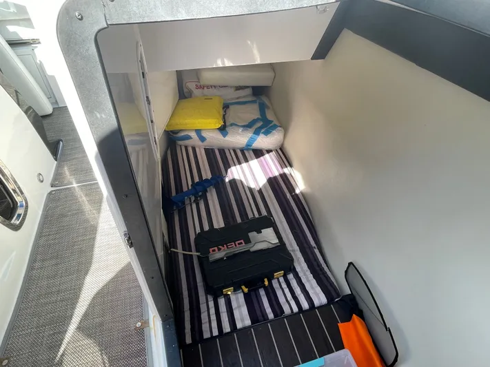 Andiamo Yacht Photos Pics 