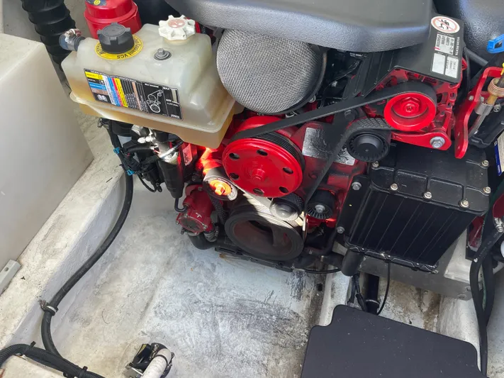 Andiamo Yacht Photos Pics 