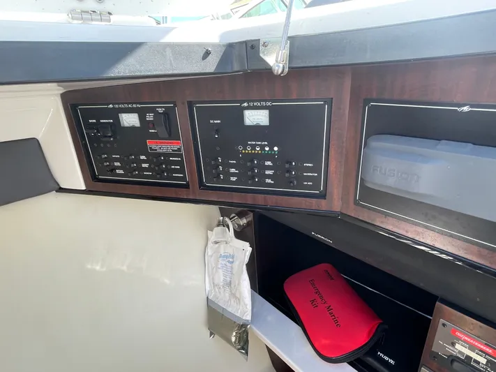 Andiamo Yacht Photos Pics 