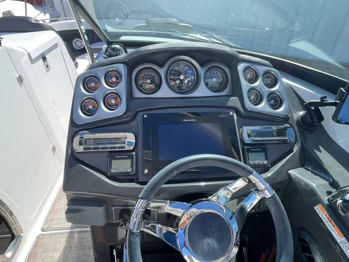 Andiamo Yacht Photos Pics 