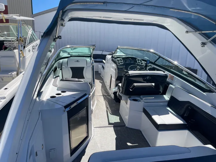 Andiamo Yacht Photos Pics 